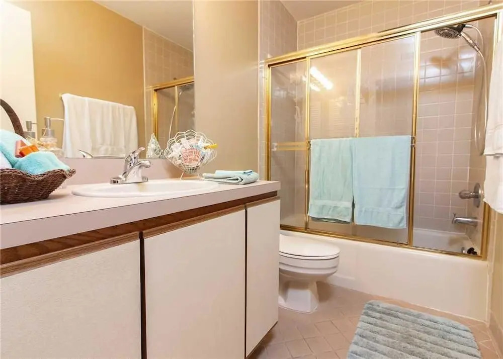 Hibiscus 201J - Two Bedroom Condo