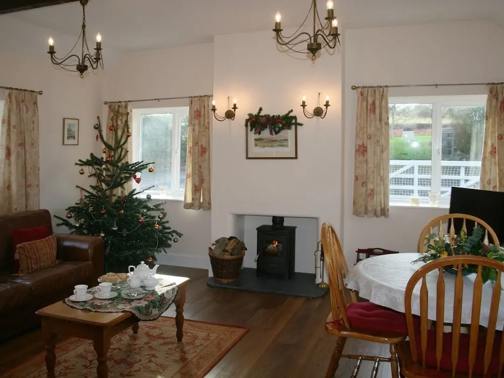 Magnolia Cottage