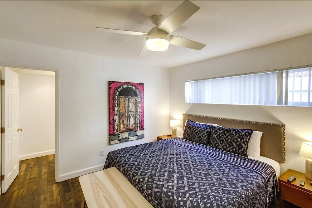 South Shore 1 3 Bedrooms 2 Bathrooms Condo