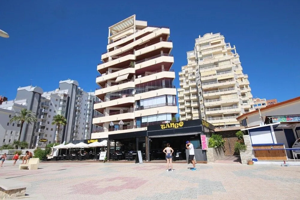 Exclusive & Cosy Frontline - Amazing Sea Views
