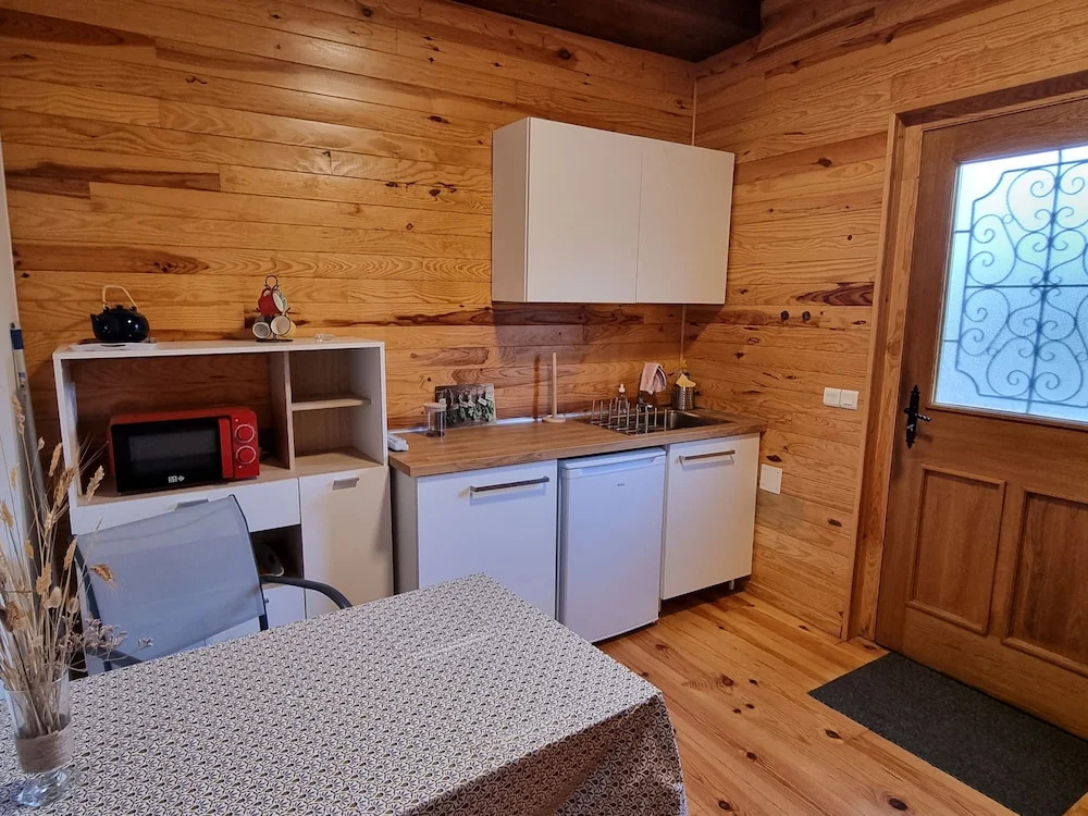 Chambres dHôtes avec cuisine au lac de la Raviège - Les Tables Aux Vaches
