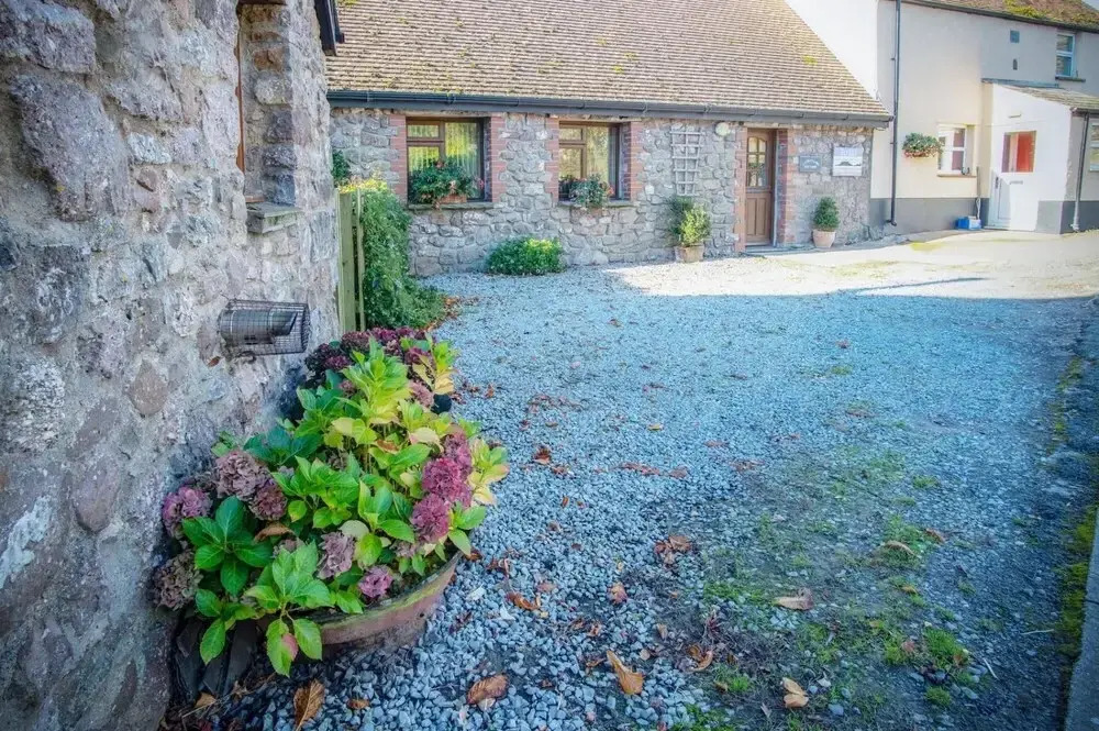 Fferm-Llong Cottage (Ship Farm) - 2 Bedroom -Rhossili