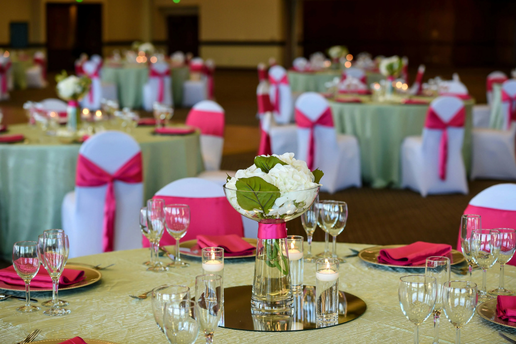 Holiday Inn Portland - Columbia Riverfront by IHG