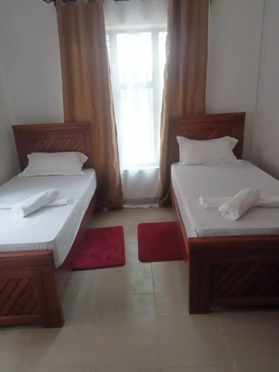Voyage Camp Safari Lodge