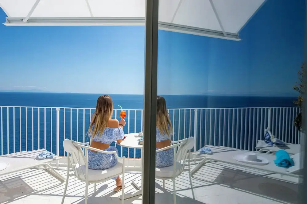 Infinity Suites