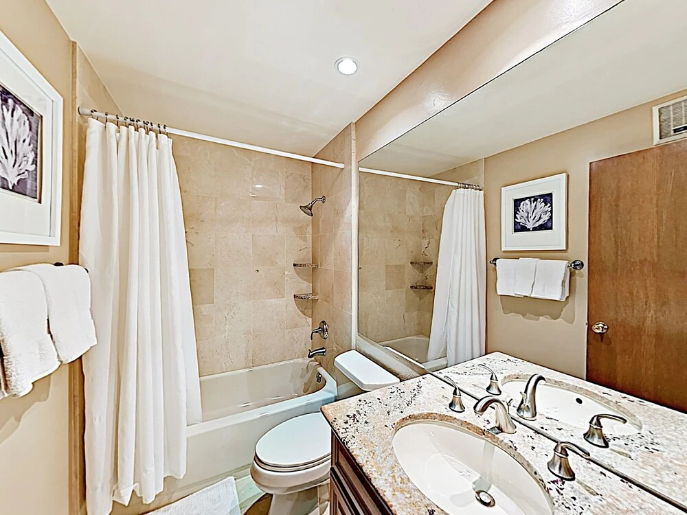 New Listing! Updated Ski Getaway -- Steps To Lift 2 Bedroom Condo