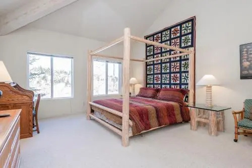 Snowcreek Phase IV