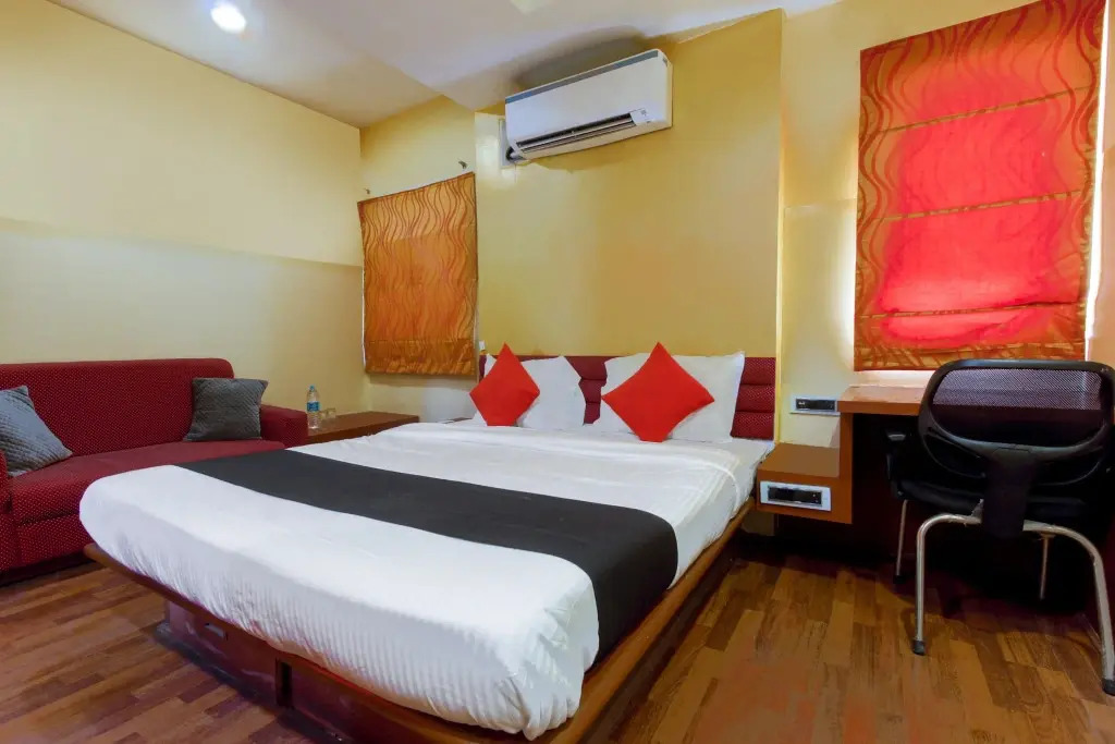 Saravana boutique inn