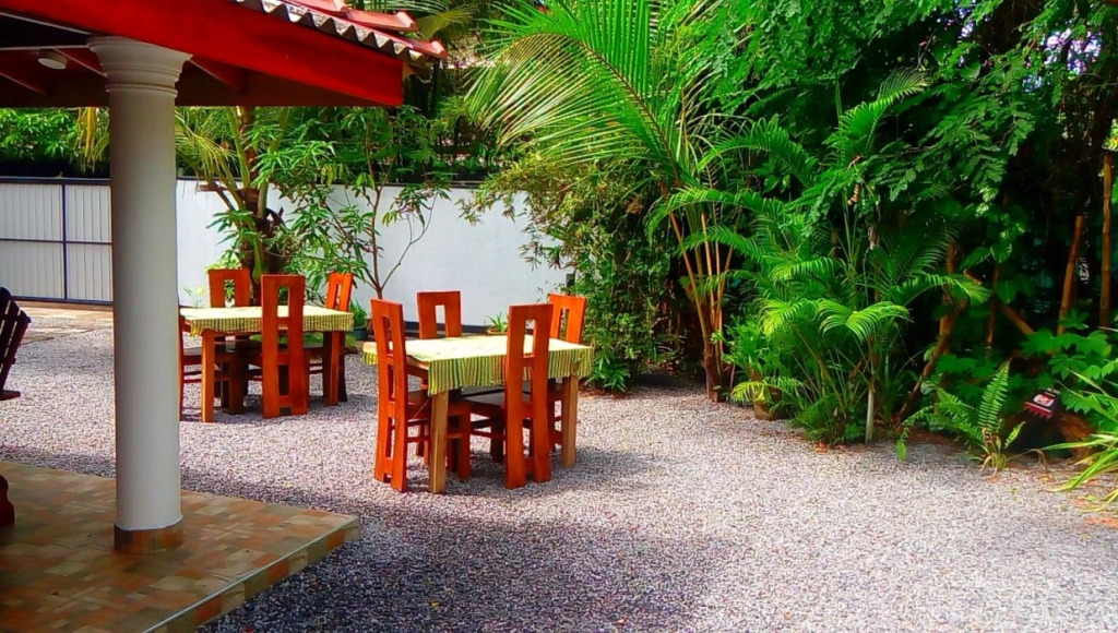 Villa Peacock
