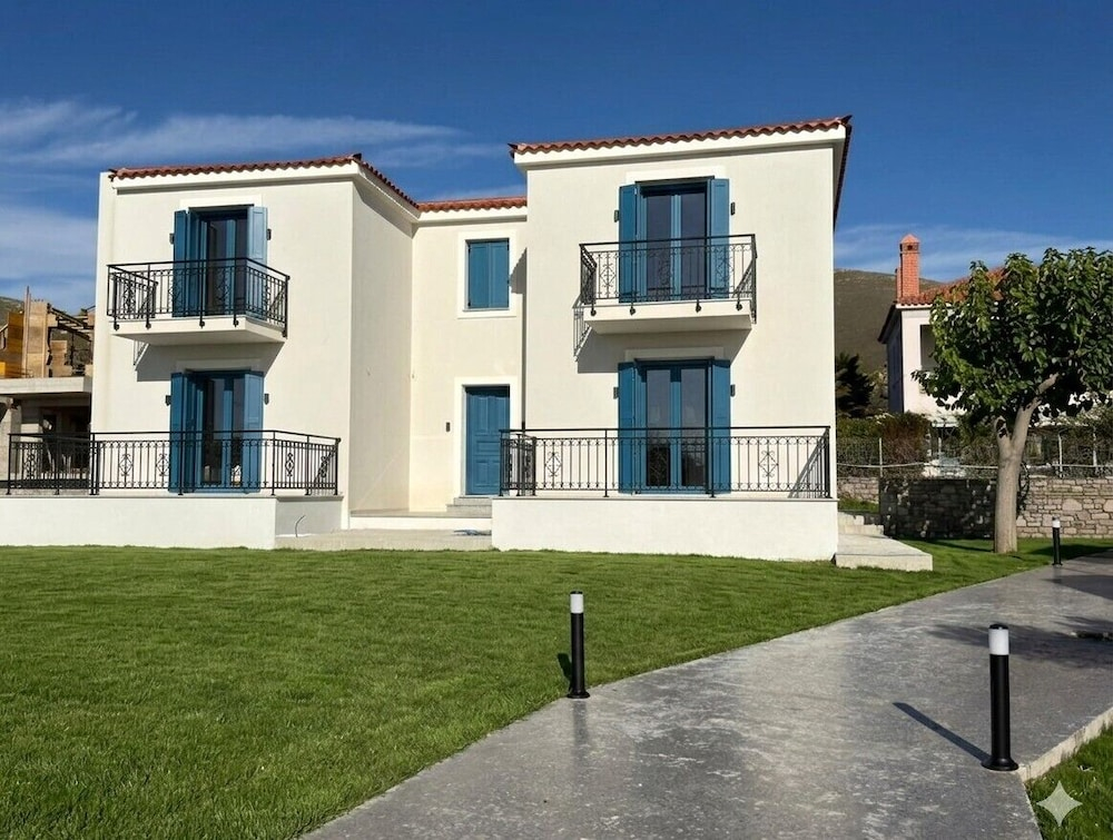 Ampelitis Studios Lemnos