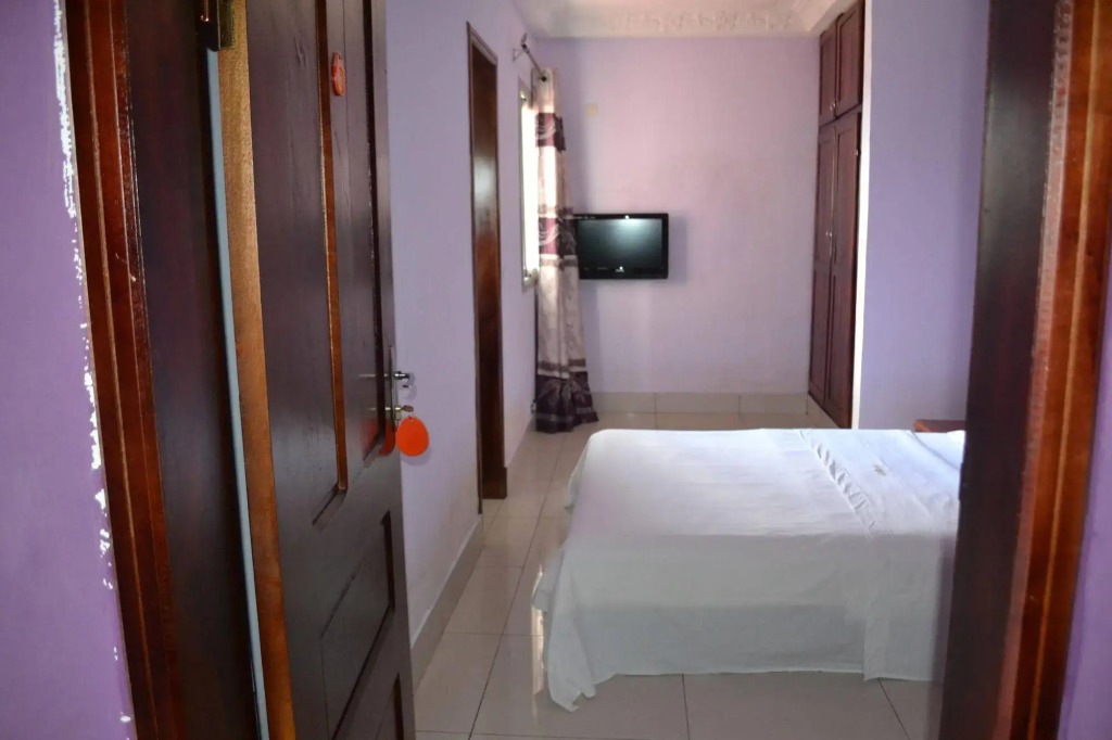 Hotel Pentagone
