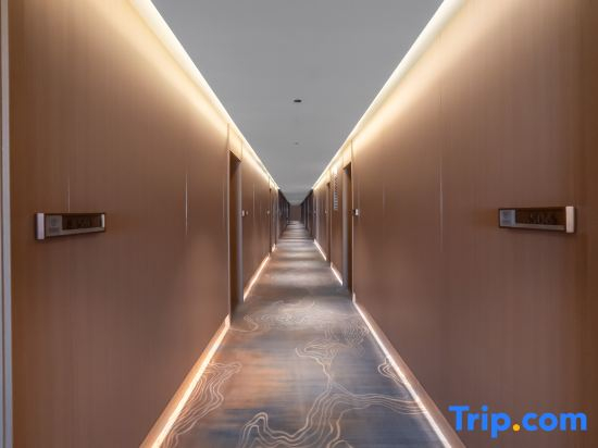 Yaduo Hotel (Wenming Road Binhe Qingcheng Branch)
