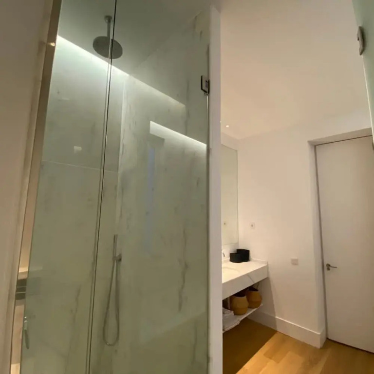 The Pelayo Majestic Luxury 3 Bedroom in Chueca