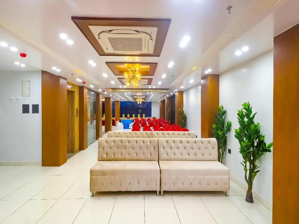 Fabhotel Palash