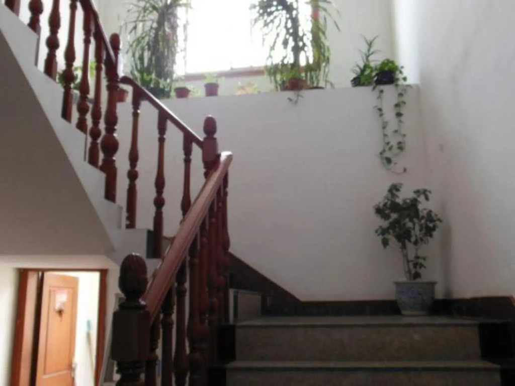 Haifeng Hotel