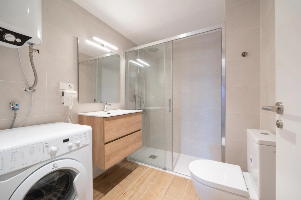 Laia in L'Escala with 2 bedrooms and 1 bathrooms