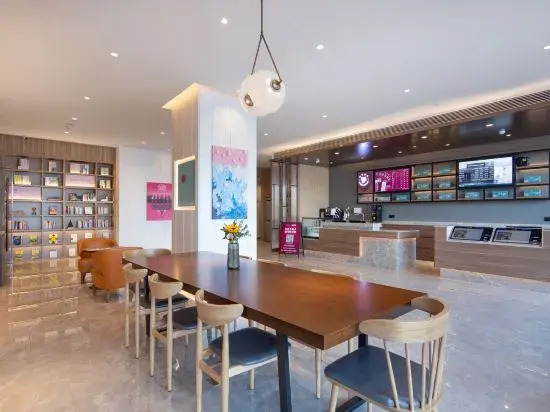 HanTing Hotel (Pingxiang Luxi Jinding Avenue Manshiqu)