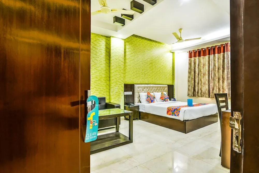 FabHotel Kingston