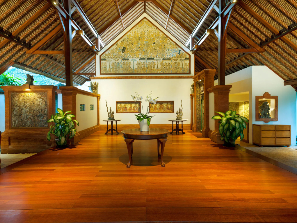 Tandjung Sari Hotel