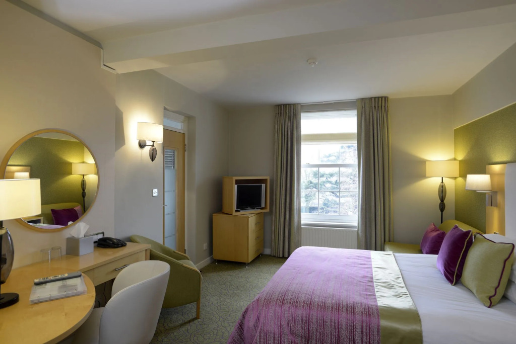 The Lensbury Resort