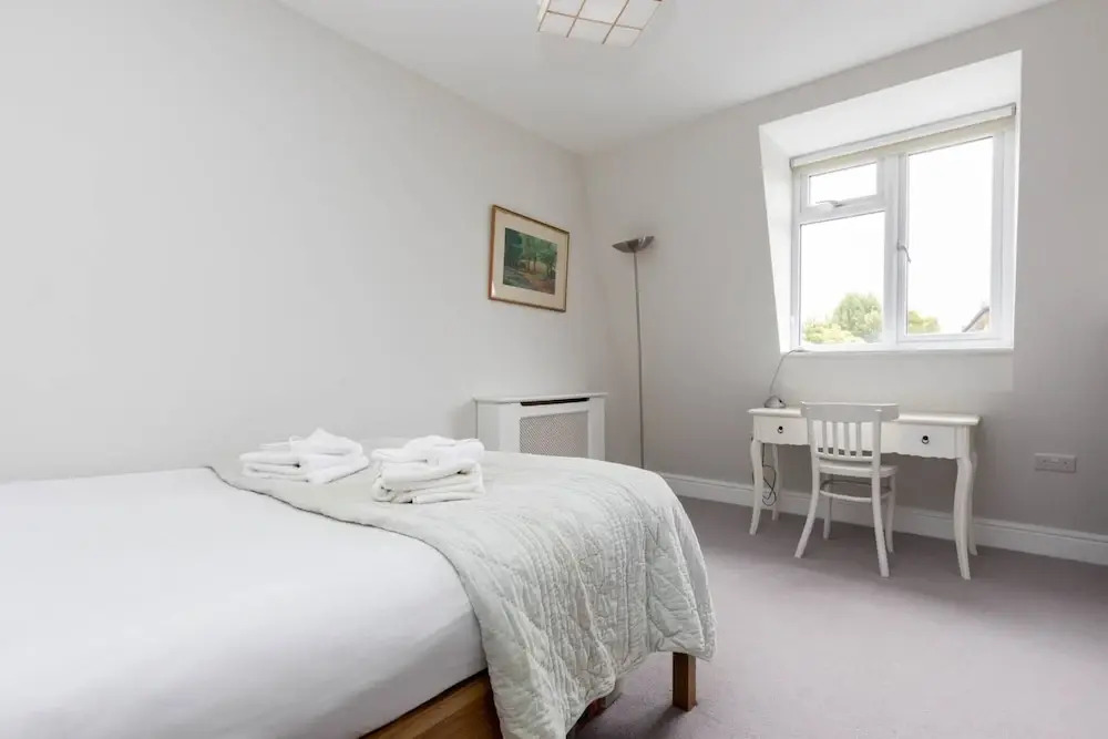 Homely 1 Bedroom Apartment in Fulham!