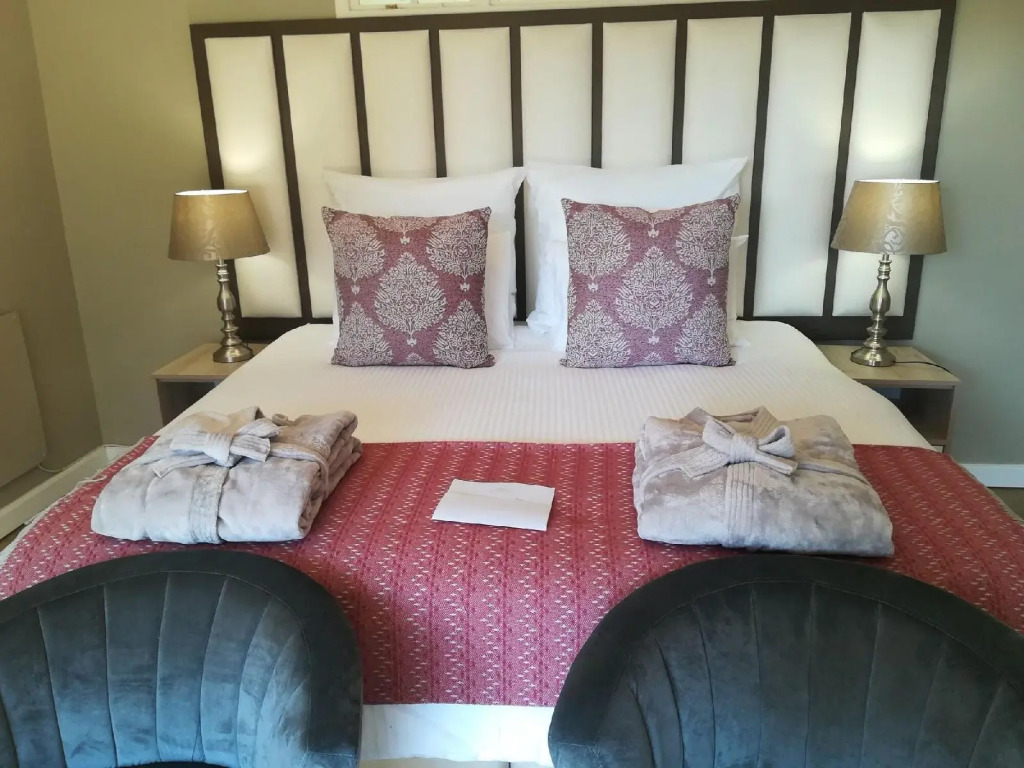 Mount Shekinah Country Hotel