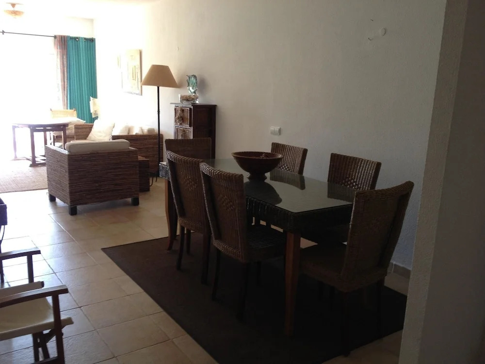 House With 2 Bedrooms in Vilamoura, With Pool Access and Enclosed Gard