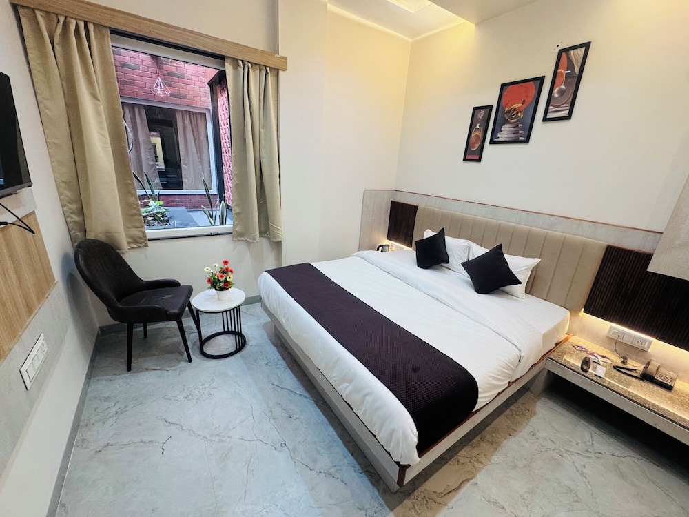 Hotel Purvi By Vilaasitaa Arvindo indore