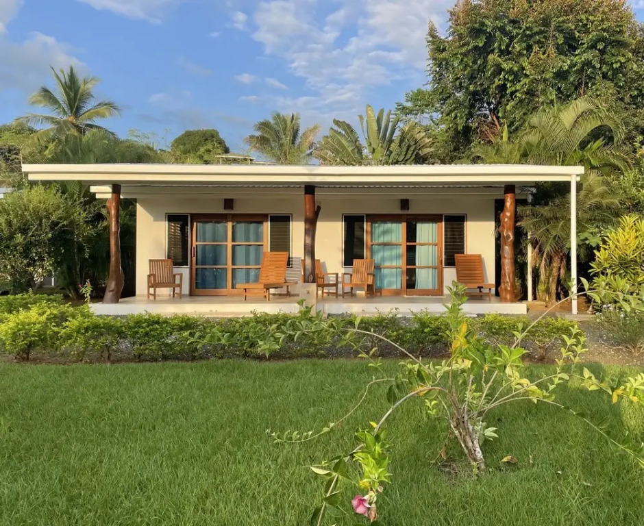 Salvatierra Beachfront Hotel
