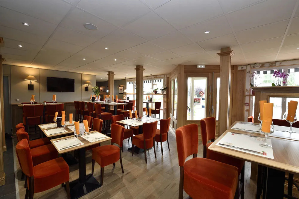 Brit Hotel Essentiel Reims Taissy