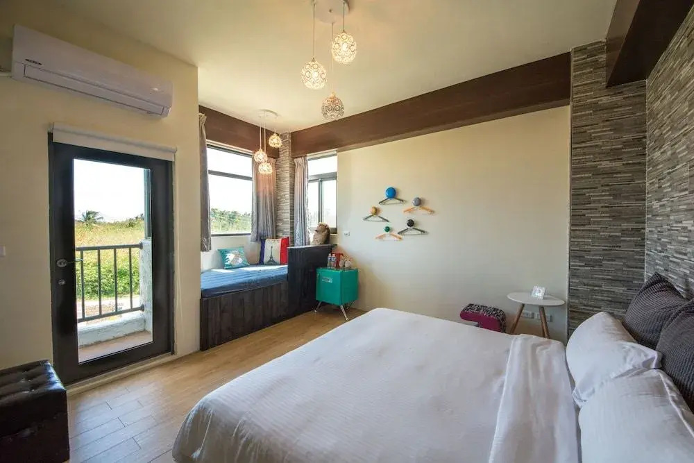 Small House Maobitou