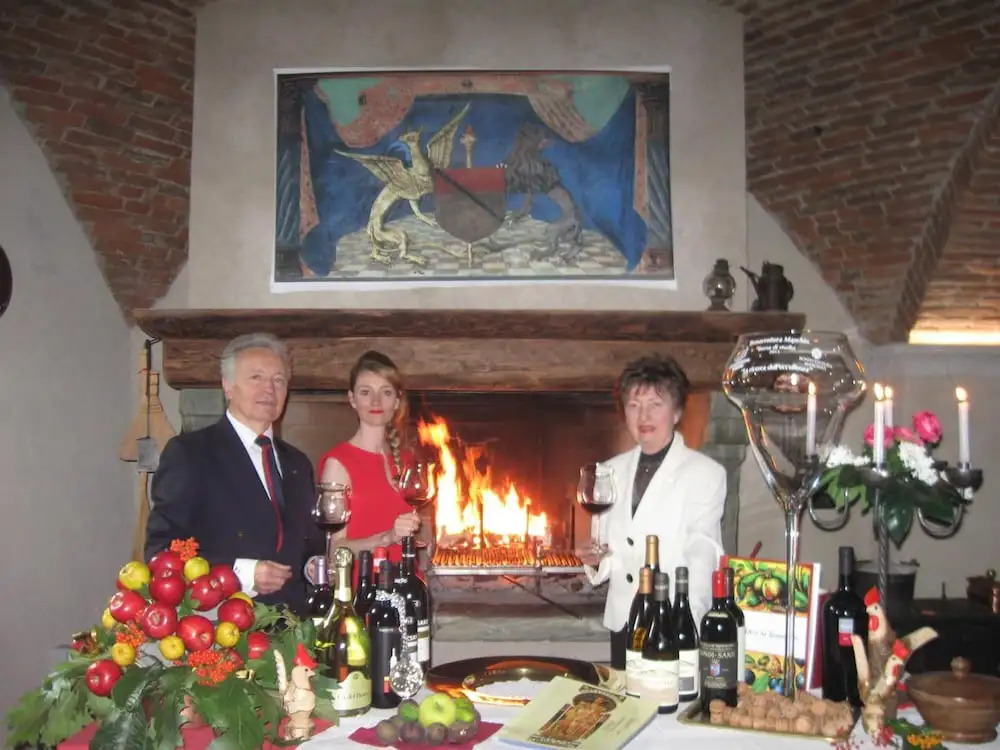 A la Table du Sommelier Chambres d Hôtes & Restaurant