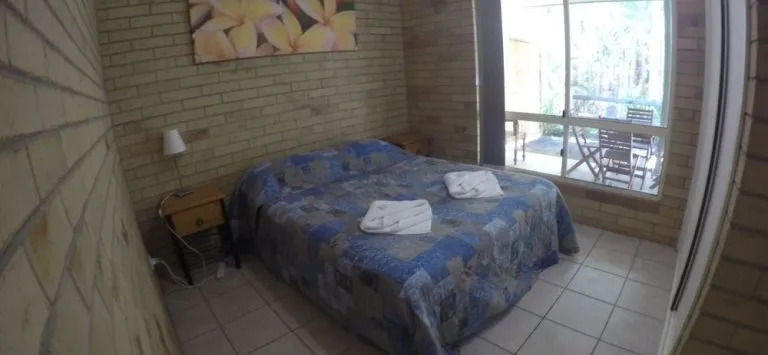 Agnes Palms Motel