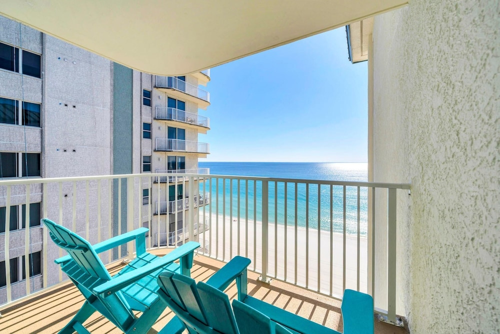 Long Beach Resort 1-1300e
