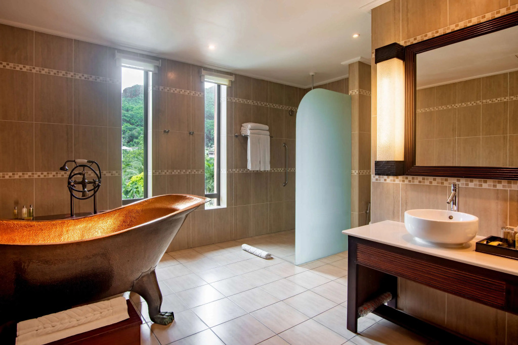 DoubleTree by Hilton Seychelles Allamanda Resort & Spa
