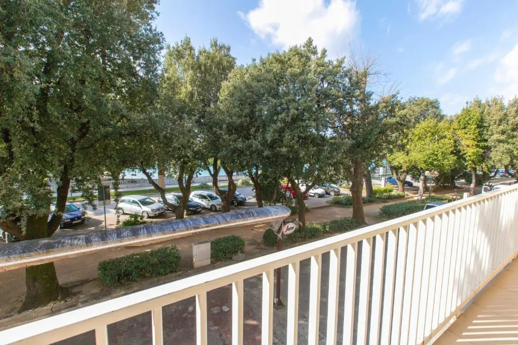 Charming Crikvenica Beachfront Apartment