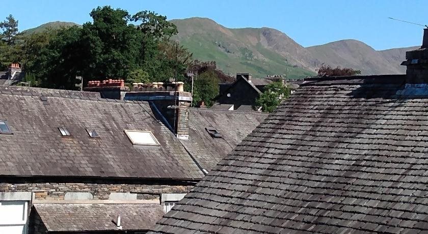 The Lakes B&B