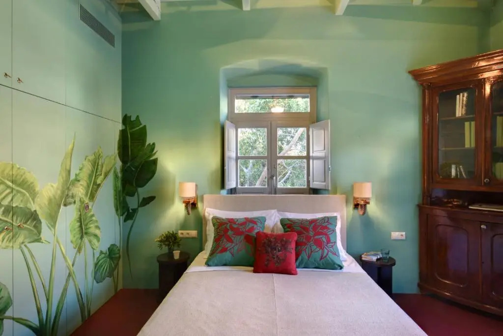 Cactus Hydra - Art Apartments