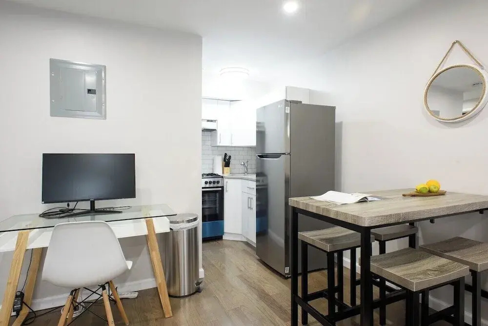 350 Gramercy Apt