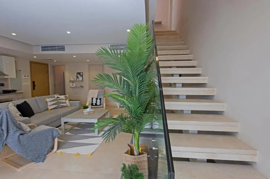 A Stunning Seaview Penthouse; 3bedrooms + Nanny