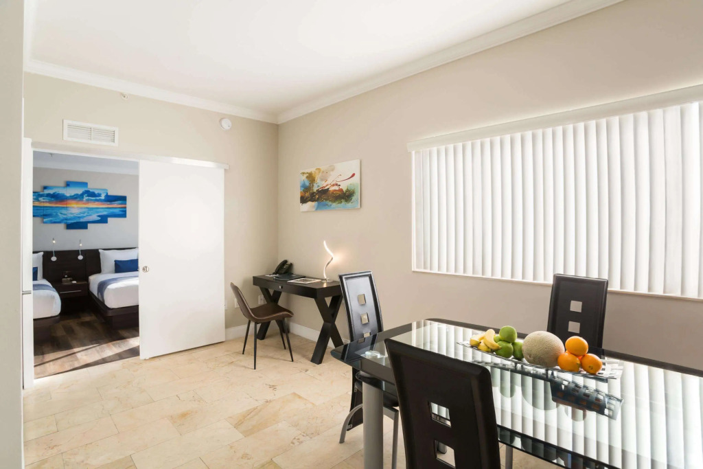 Nuvo Suites Hotel - Miami Doral
