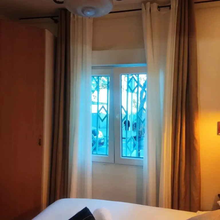 Studios Or Private Rooms