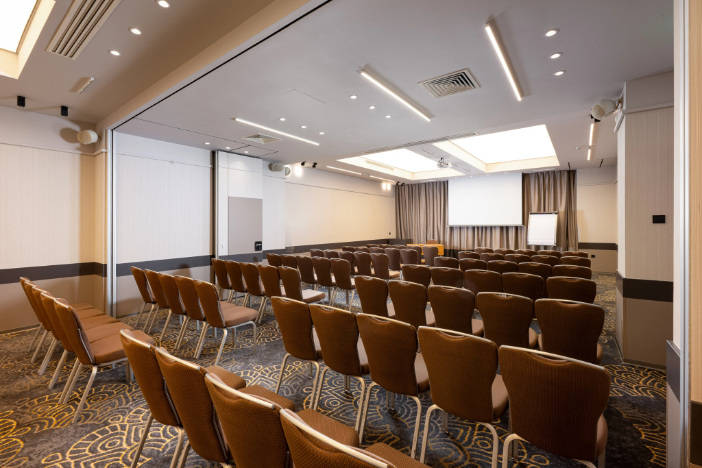 Holiday Inn Athens Attica Av, Airport W. by IHG