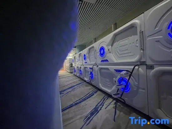 Sleeping Space Capsule Hotel (Fuzhou Changle Airport)