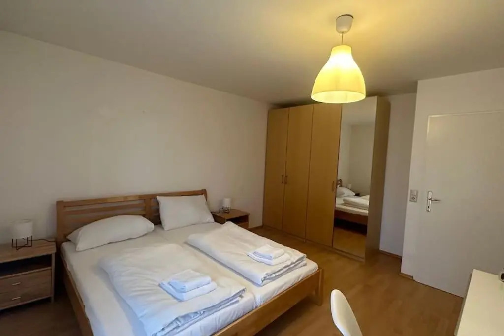 Modern Flat incl Parking, near Metro U1