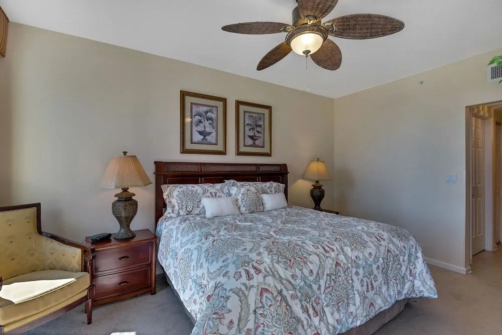 Windsor Palms 8100 - 303