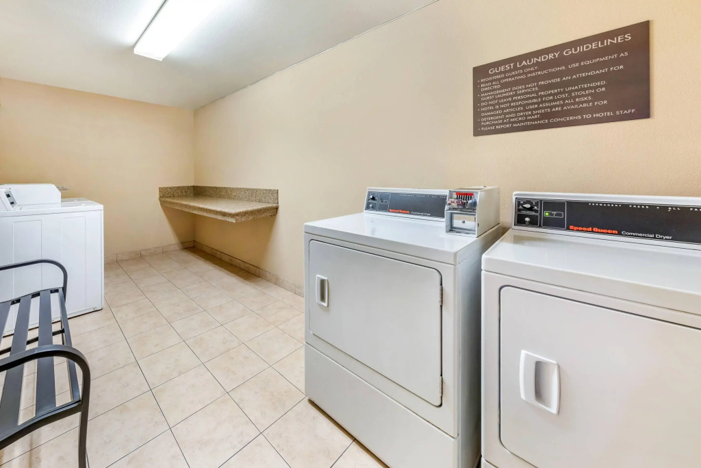 Comfort Inn & Suites San Bernardino