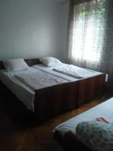 Khatuna guest house
