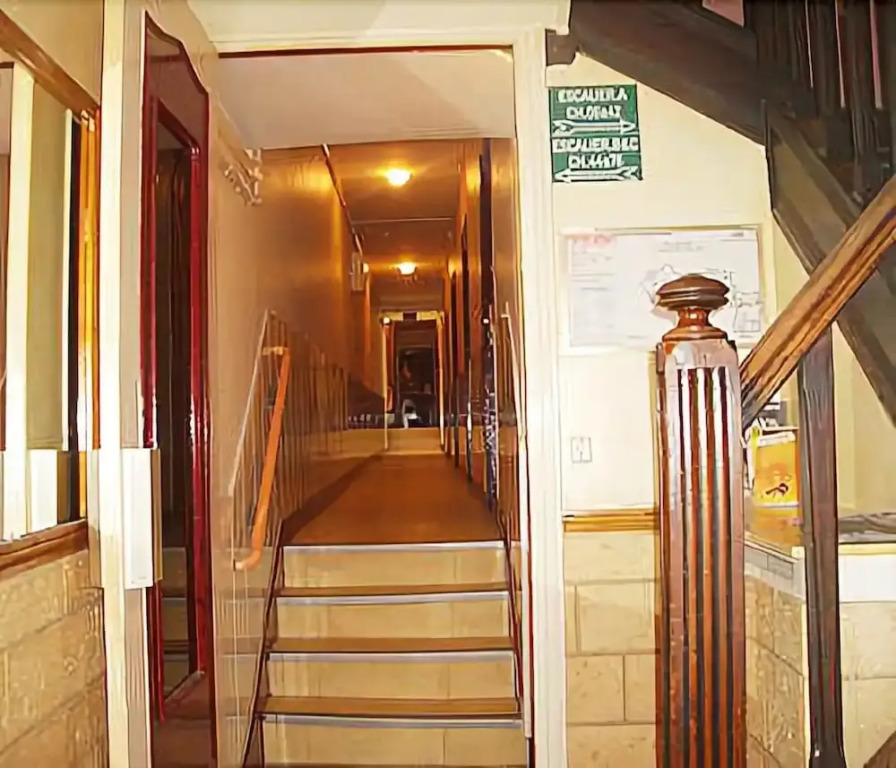 Hipotel Paris Belleville Gare de l'Est