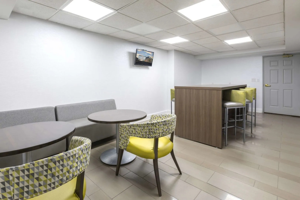 La Quinta Inn & Suites by Wyndham Downtown Asheville